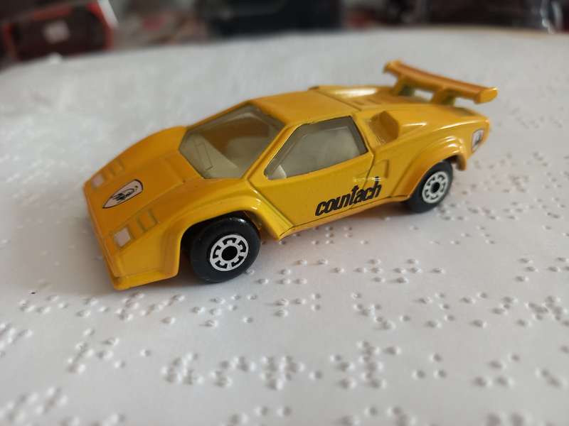 Matchbox Lamborghini Countach