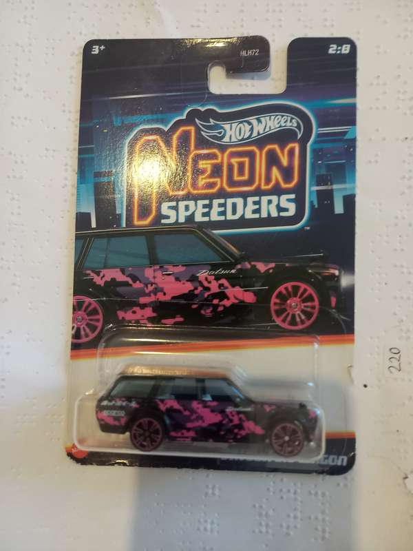 Hotwheels Neon Speeders Datsun 510 wagon