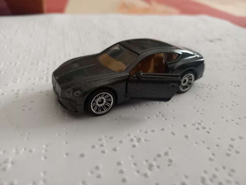 Mathbox moving parts Bentley Continental
