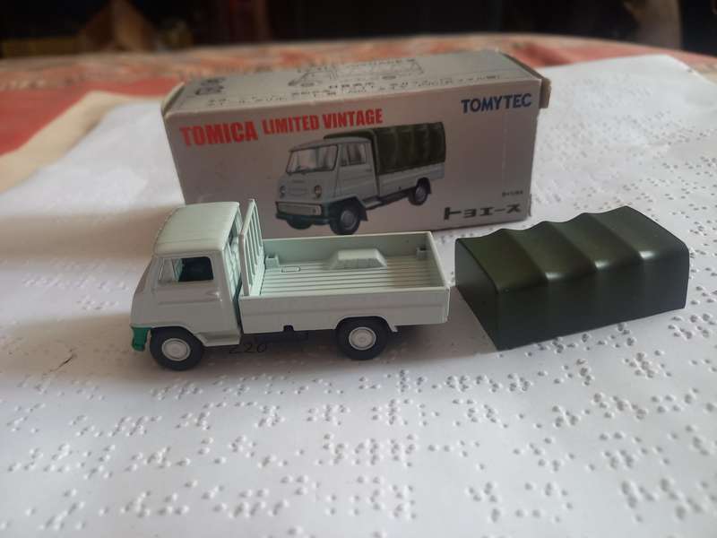 Tomica Limited Vintage Toyoace