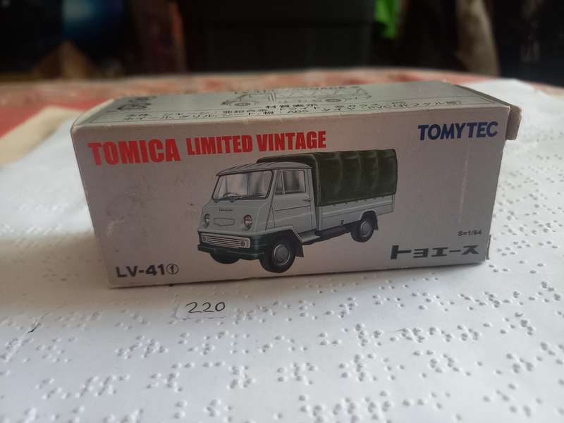 Tomica Limited Vintage Toyoace