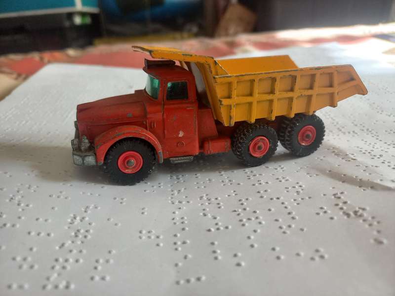 Lesney Matchbox King size Scammell Tipper Truck