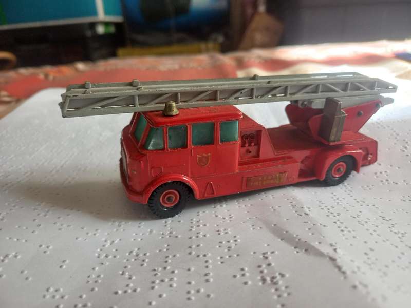 Lesney Matchbox King size Merryweather Fire Engine