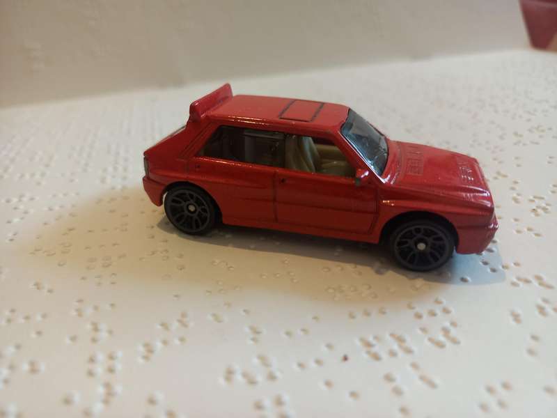 Hotwheels Lancia Delta - customed