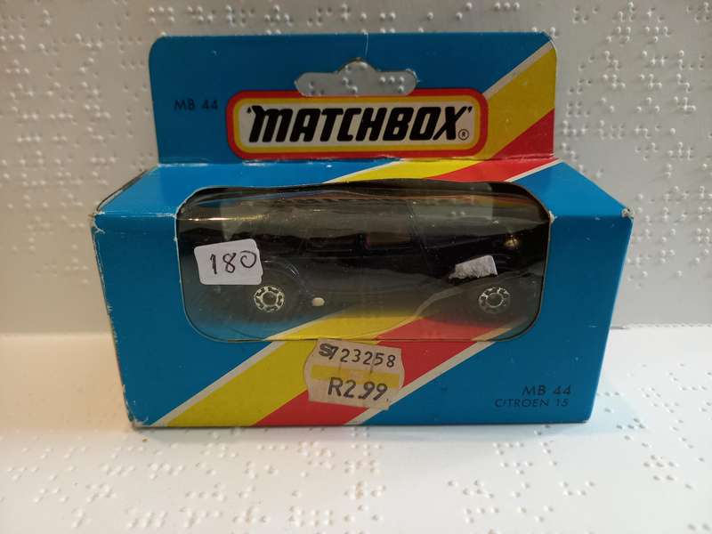 Matchbox Window box Citroen 15 dark blue
