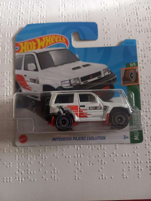 Hotwheels Mitsubishi Pajero Evolution
