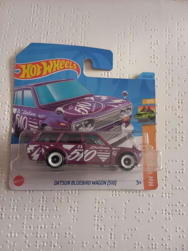 Hotwheels Datsun Bluebird 510 wagon