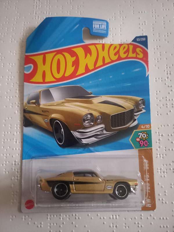 Hotwheels 1970 Chevy Camaro RS - imported longcard