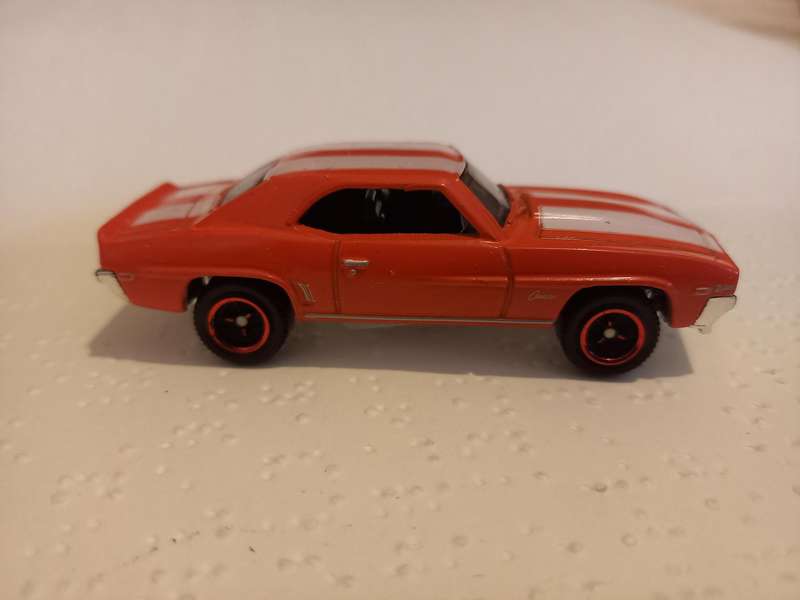 Matchbox Chevrolet Camaro - exclusive Target red edition
