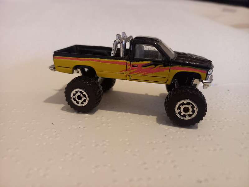Matchbox Chevy Silverado 4x4