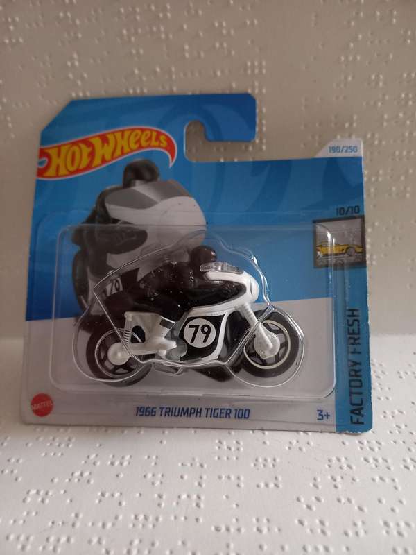 Hotwheels 1966 Triumph Tiger 100