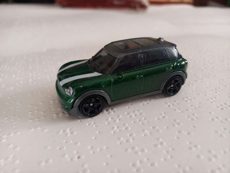 Matchbox 2011 Mini Cooper