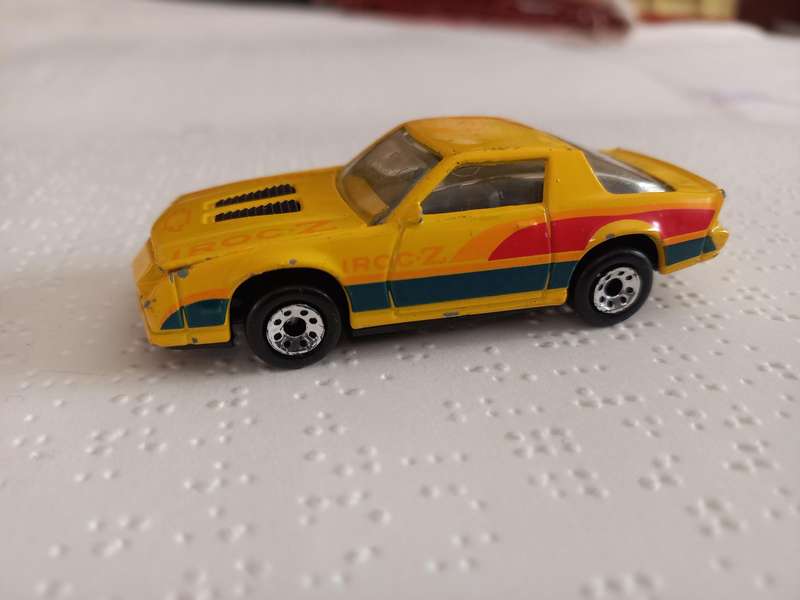 Matchbox Chevrolet Camar IROC-Z