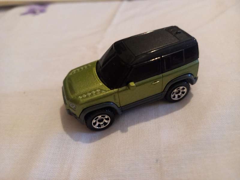 Matchbox Landrover Defender
