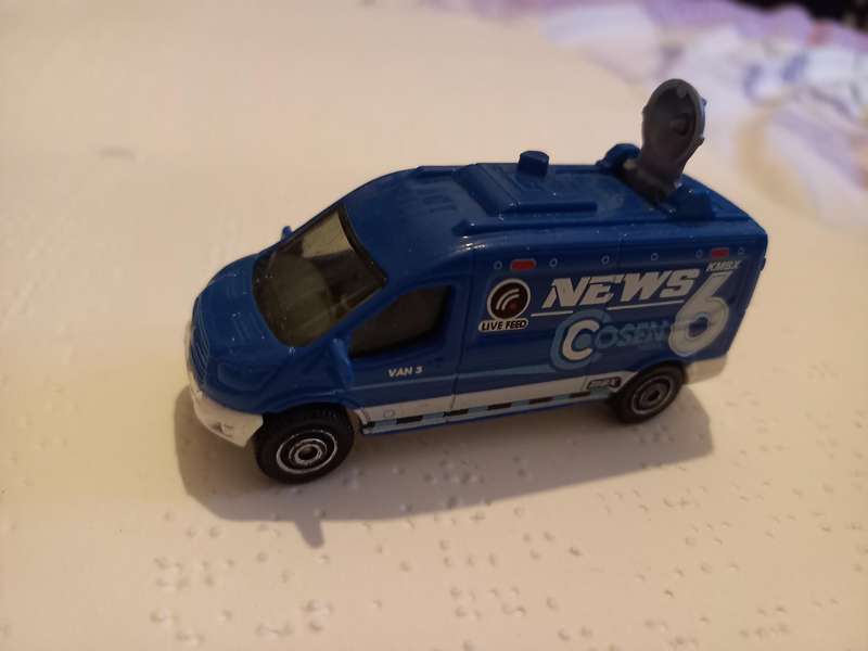 Matchbox Television van with movable satellite dish