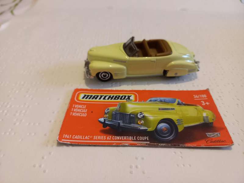 Matchbox 1961 Cadillac series 62 convertible coupé
