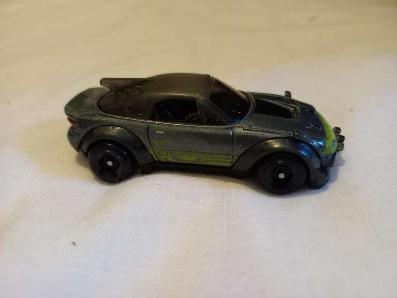 Hotwheels Legends Mazda Miata MX5