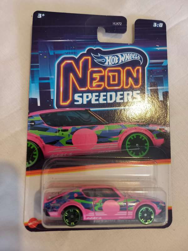 Hotwheels Neon Speeders Nissan Skyline 2000 GTR