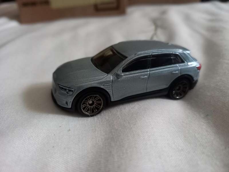 Matchbox Audi e-Tron