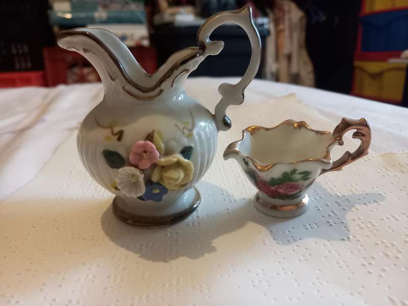 Ornament - jug and cup