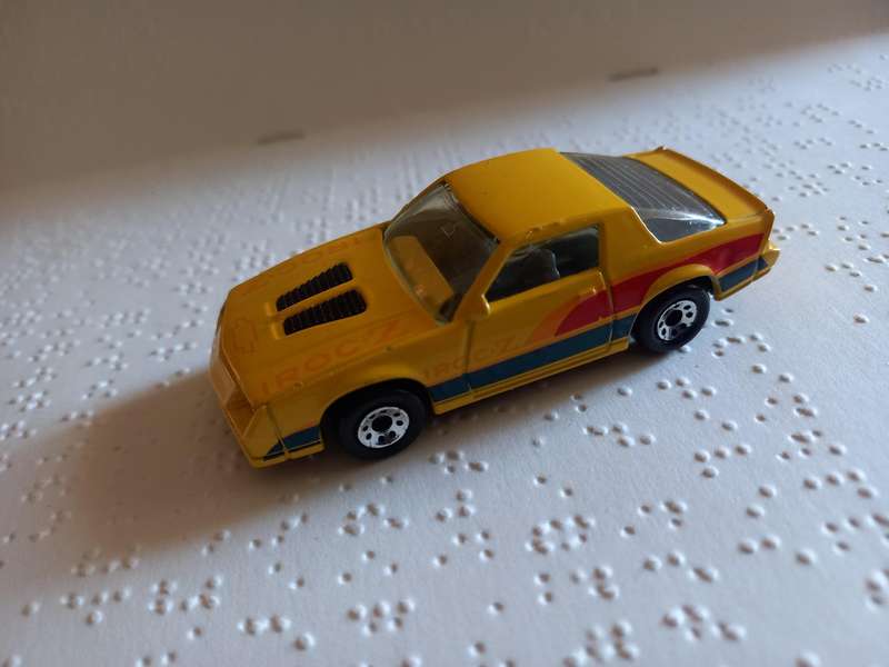 Matchbox Chevy Camaro IROC-Z