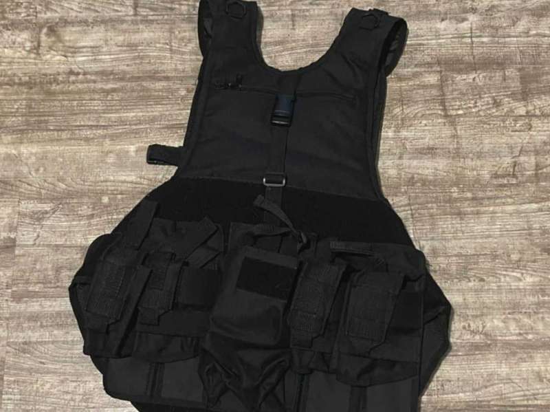 Tippmann Sierra One Paintball Gun and gear