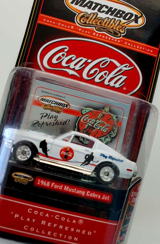 2000 MATCHBOX COLLECTIBLES - COCA-COLA 1968 FORD MUSTANG COBRA JET