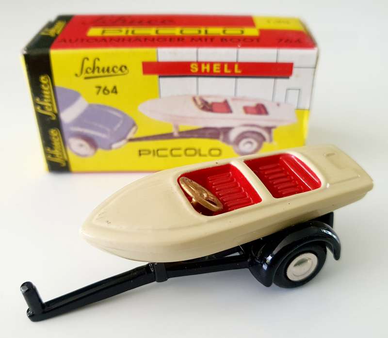SCHUCO PICCOLO AUTOANHÄNGER WITH BOAT  RARE PIECE - STUNNING