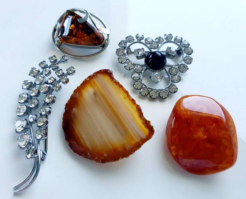 LOT OF 5 STUNNING GERMAN VINTAGE BROOCHES