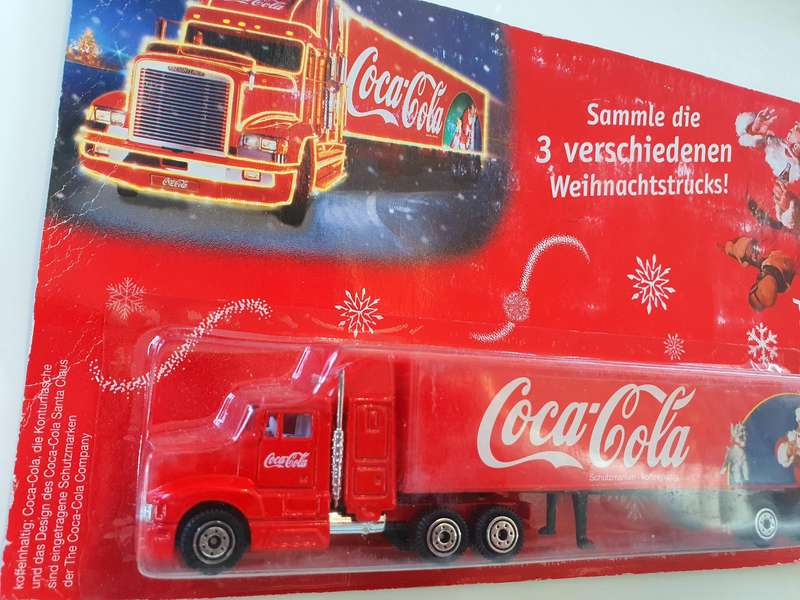 2 STUNNING COLLECTIBLE COCA-COLA COLLECTOR TRUCKS - WITH LIGHTS - HIGHLY COLLECTIBLE