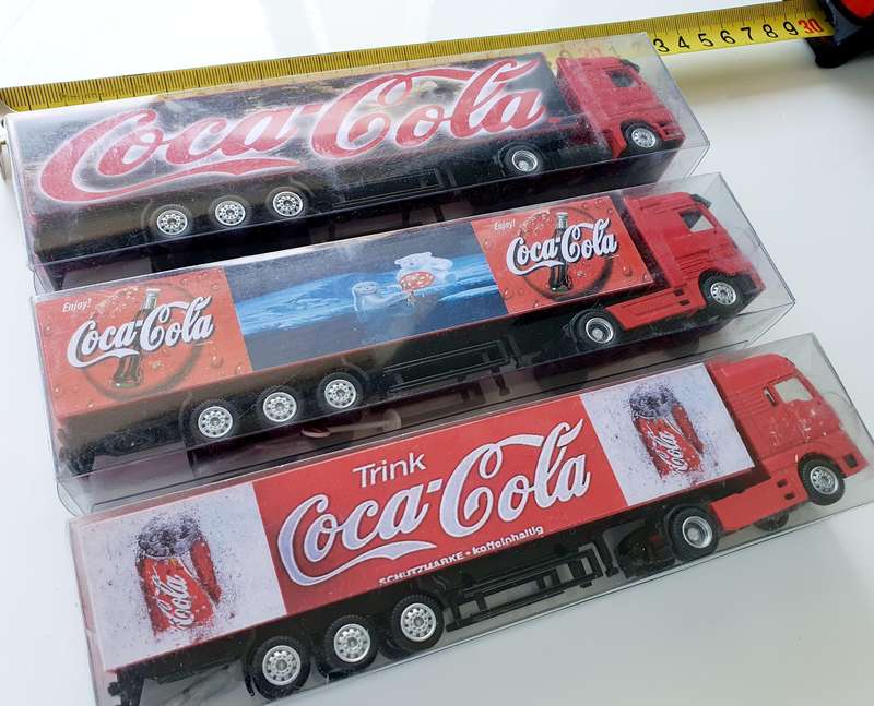 3 HIGHLY COLLECTIBLE COCA-COLA COLLECTOR TRUCKS - SET 2 OF 3 - 20CM