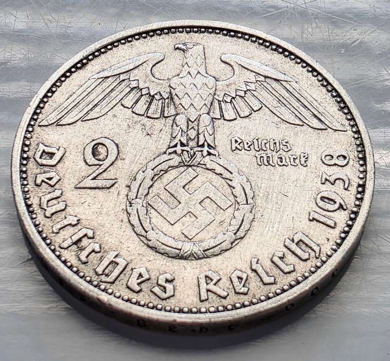 1938 A - 2 DEUTSCHE REICHSMARK - SILVER - SWASTIKA/ HINDENBURG - RARE PIECE