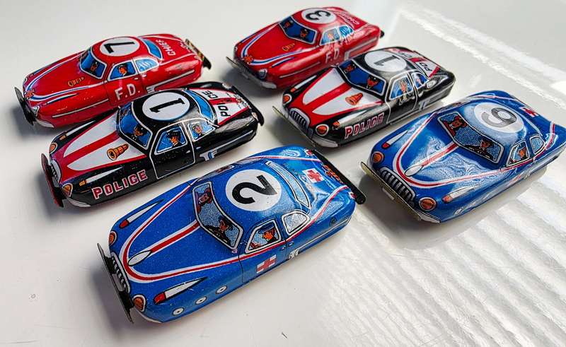 6 x NOMURA JAPANESE TIN TOY CARS - APP. AROUND 1950 - PRISTINE CONDITION