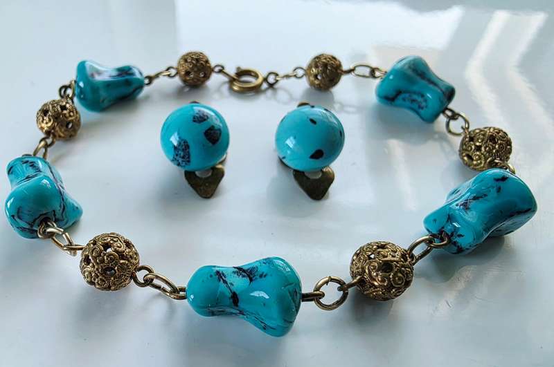 ANTIQUE REAL TURQUOISE GEM STONE BRONZE BRACELET WITH CLIP ON EARRINGS