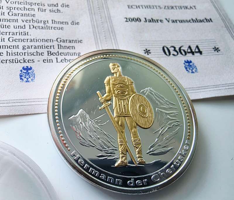 1oz/ 32gr. - SILVER PLATED - LTD. ED. 40MM - 2009 - STUNNER