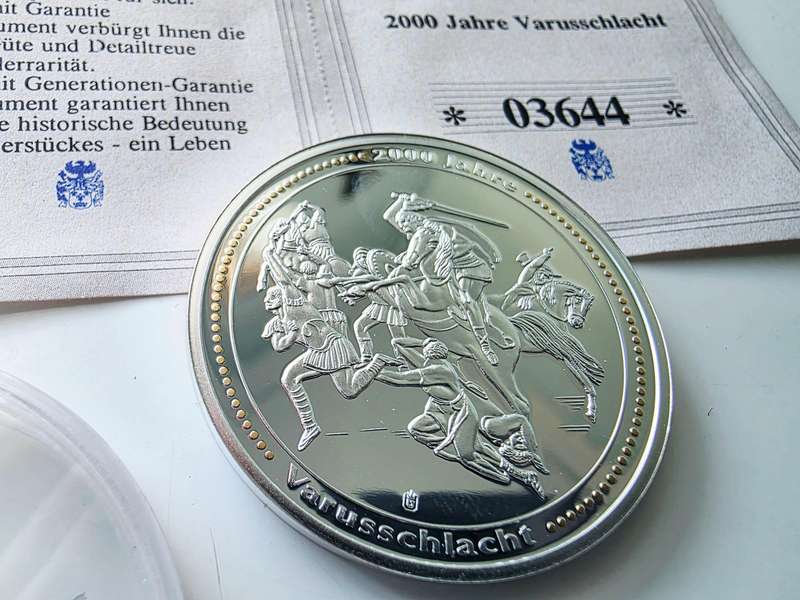 1oz/ 32gr. - SILVER PLATED - LTD. ED. 40MM - 2009 - STUNNER
