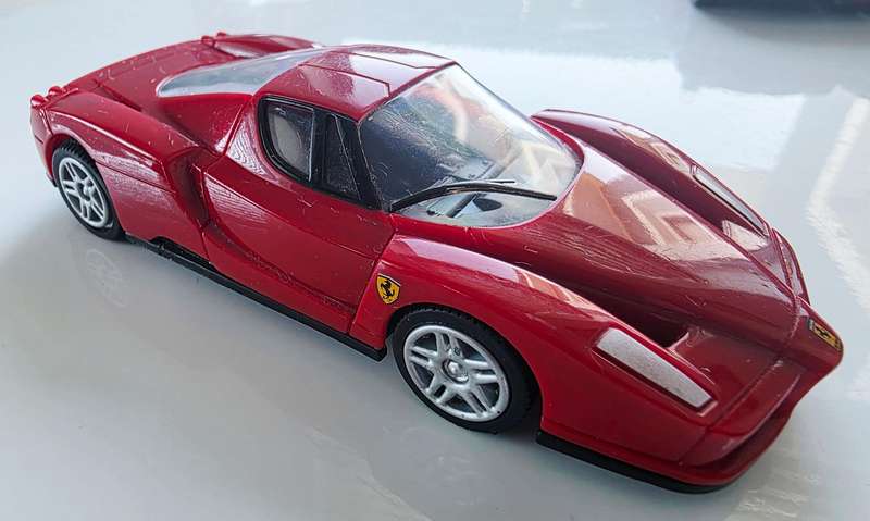 4 x SHELL V-POWER FERRARI PACKAGE + 2 SEALED FULL METAL CHROME KEYRINGS