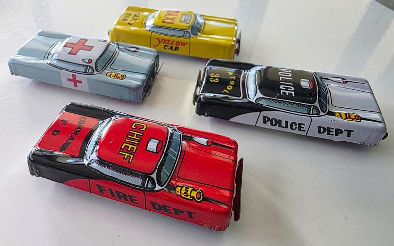 4 x NOMURA JAPANESE TIN TOY CARS - APP. AROUND 1950 - PRISTINE CONDITION