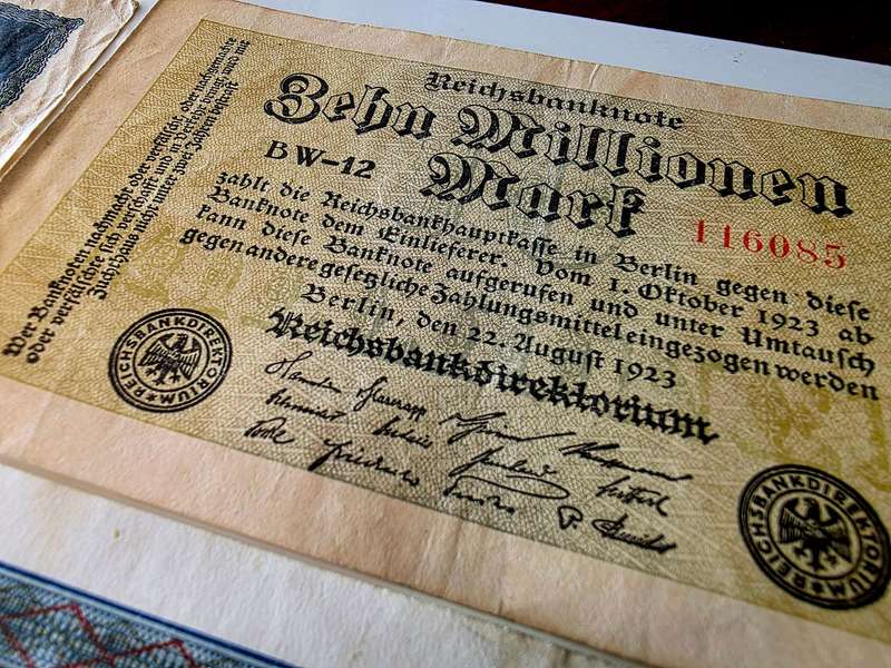 9 x DEUTSCHE REICHSBANKNOTEN 1920/22/23