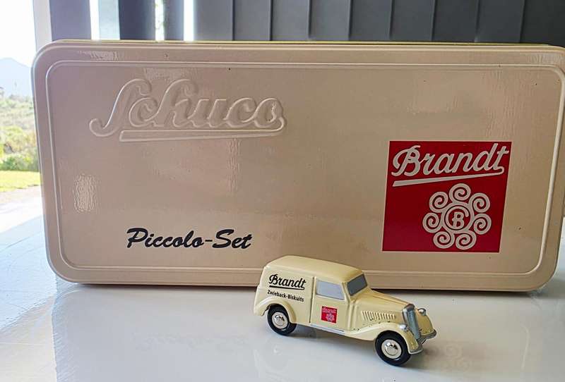 SCHUCO PICCOLO SET 2003 - LIMITED EDITION 2222 ONLY - IN BISCUIT TIN