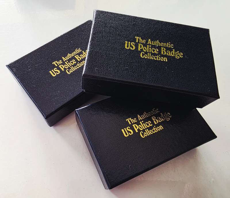 3 x 2 AUTHENTIC US POLICE BADGE COLLECTORS PINS WITH COA