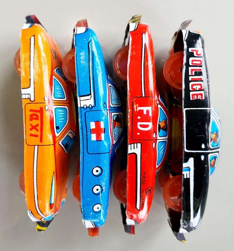 ORIGINAL MINI VINTAGE JAPANESE NOMURA TIN CARS IN EXCELLENT CONDITION - HIGH VALUE COLLECTIBLES