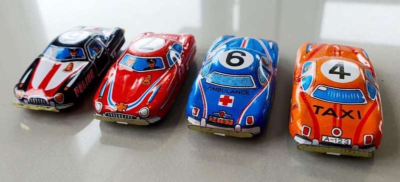 ORIGINAL MINI VINTAGE JAPANESE NOMURA TIN CARS IN EXCELLENT CONDITION - HIGH VALUE COLLECTIBLES