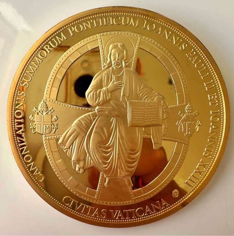 STUNNING 70MM TOP MEDAL - SWAROVSKI CRYSTAL - CANONIZATIONIS - SEALED