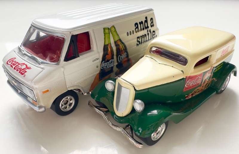 JOHNNY LIGHTNING 1:64 DIE-CAST COCA-COLA BILLBOARDS SET - 1976 CHEVY VAN AND A 1933 FORD PANEL VAN