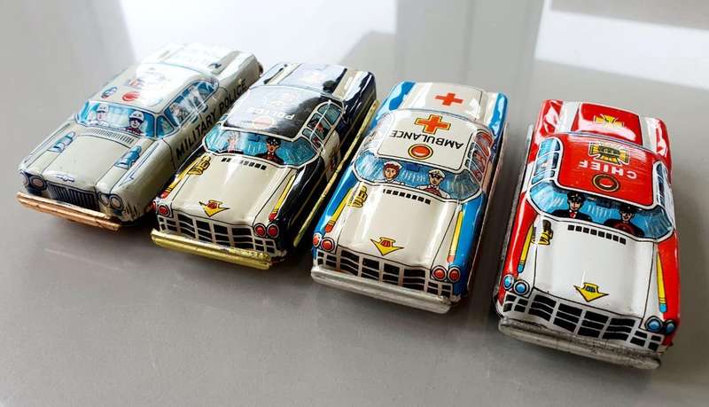4X 1950 VINTAGE JAPANESE ORIGINAL NOMURA TIN CARS IN EXCELLENT CONDITION - HIGH VALUE COLLECTIBLES