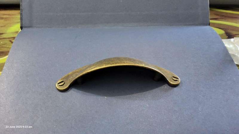 Buttercup Handle 64mm Antique Brass