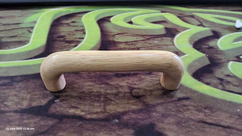 Wooden D Handle 96mm Lacquered