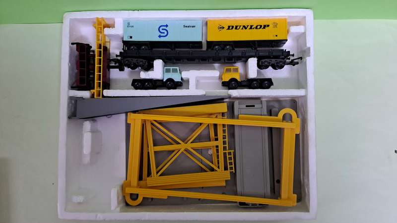 LIMA Container Loader BOXED (NEW old stock only one)