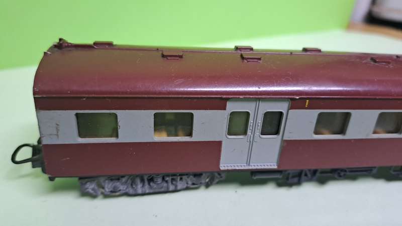 LIMA Train SAR Suburban Coach 1st class UNBOXED